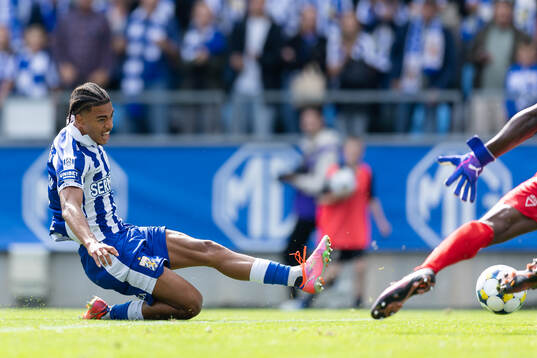 IFK Göteborgs Sebastian Clemmensen gör 3-1 på Sirius