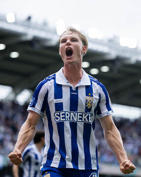 IFK Göteborgs Max Fenger jublar