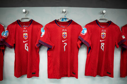 The kits of Maren Mjelde, Ingrid Syrstad Engen and Vilde