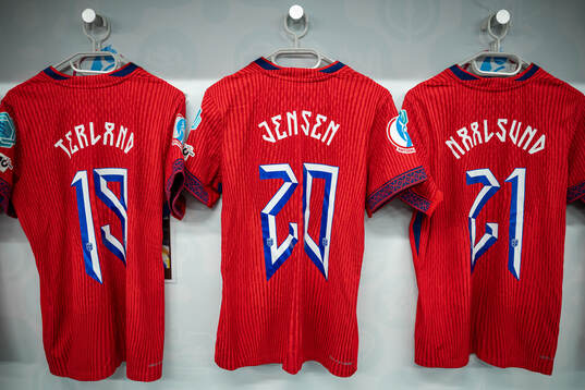 The kits of Elisabeth Terland, Synne Sofie Kinden Jensen