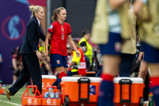 Head coach Gemma Grainger and Caroline Graham Hansen of
