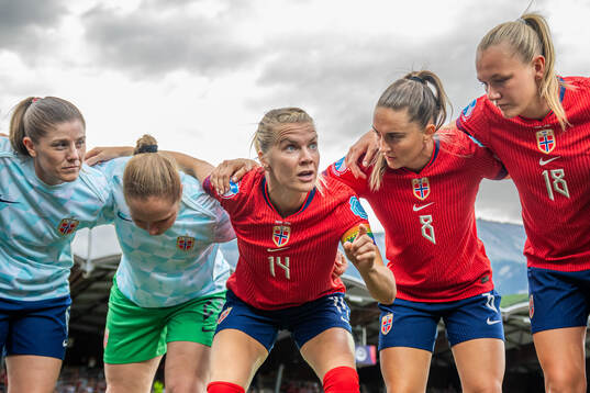 Maren Mjelde, goalkeeper Aurora Mikalsen, Ada Hegerberg,