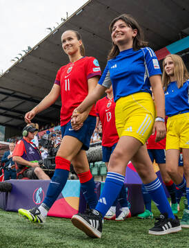 Guro Reiten of Norway enters the pitch