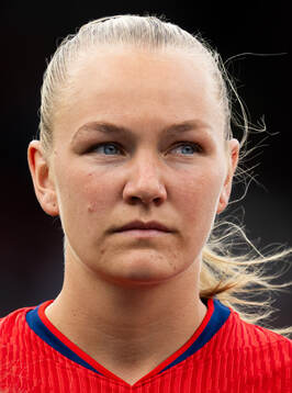 Frida Maanum of Norway line up