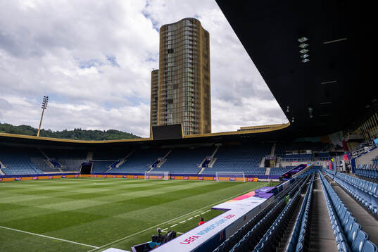 Bläddra bland fler bilder av UEFA Women's Euro 2025, day 6, Allmend Stadion Luzern