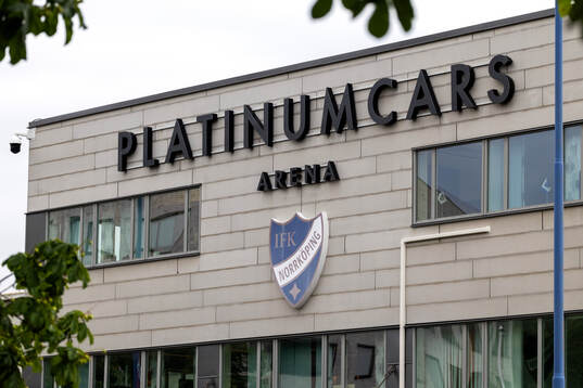 Exteriör vy av Platinumcars Arena