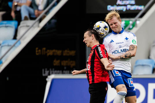Brommapojkarnas Alex Timossi Andersson och IFK Norrköpings