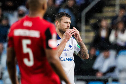 IFK Norrköpings Arnor Traustason deppar