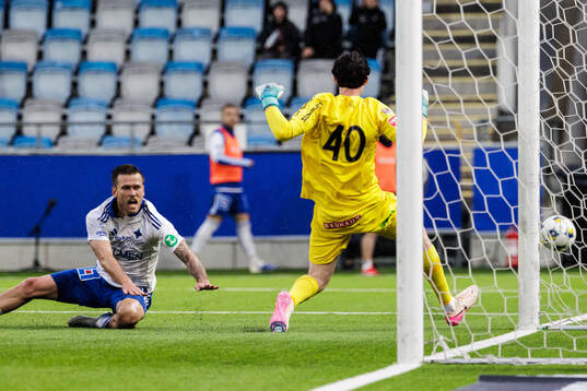 IFK Norrköpings Arnor Traustason och Brommapojkarnas Leo