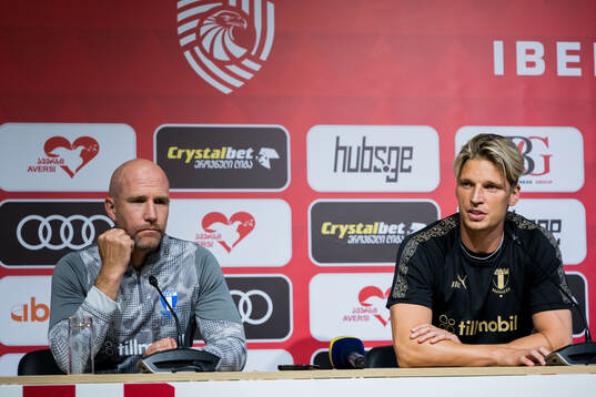 Head coach Henrik Rydström and Jens Stryger Larsen of