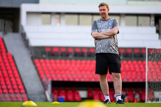 Assistant coach Peter Wettergren