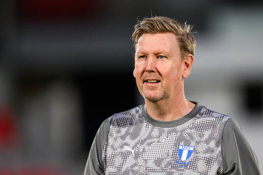 Assistant coach Peter Wettergren