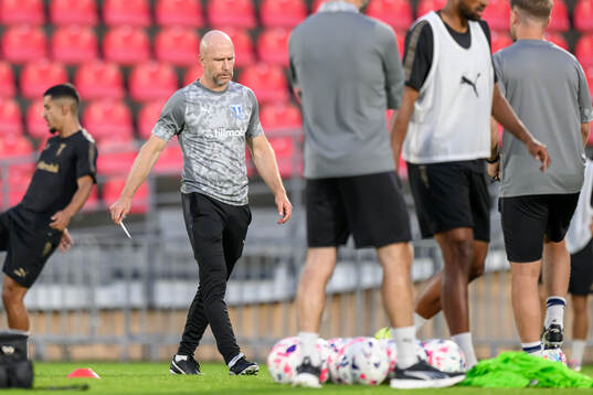 Head coach Henrik Rydström