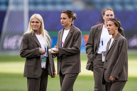 Goalkeeper Emma Holmgren, Nathalie Björn, goalkeeper Tove