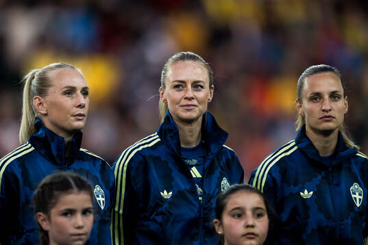 Stina Blackstenius, Amanda Ilestedt and Nathalie Björn of