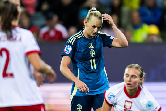 Stina Blackstenius of Sweden