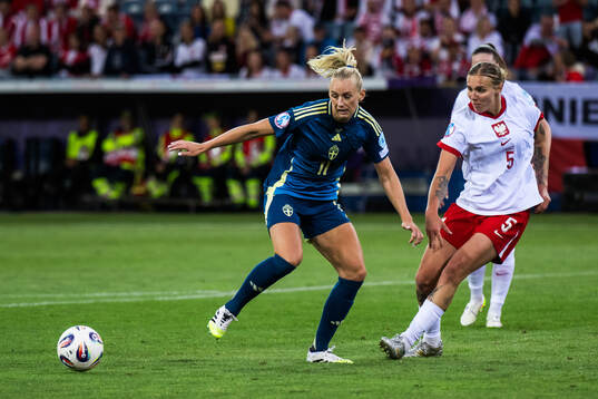 Stina Blackstenius of Sweden
