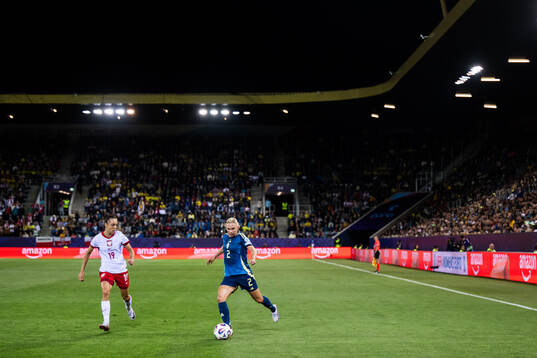 Natalia Padilla of Poland and Jonna Andersson of Sweden