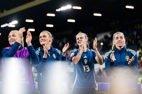 Magdalena Eriksson, Fridolina Rolfö, Amanda Ilestedt and
