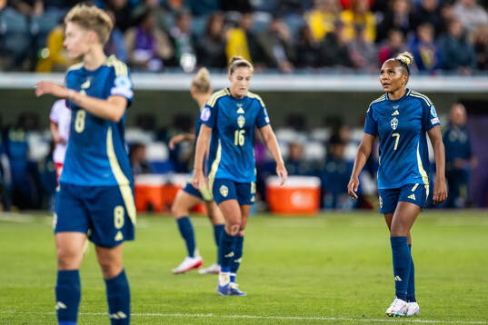 Lina Hurtig, Filippa Angeldahl and Madelen Janogy of Sweden