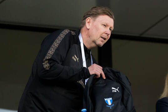 Assistant coach Peter Wettergren