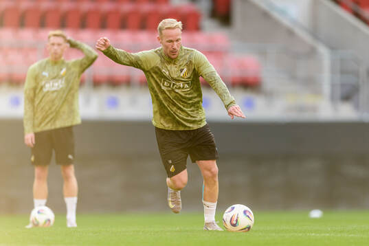 Bläddra bland fler bilder av Football, UEFA Europa League Qualifiers, Häcken, Training 