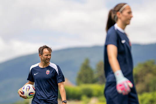 Jon Knudsen, goalkeeper coach of the Norwegian women's