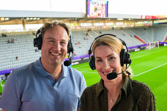 Swedish Public Television commentators Hanna Marklund and
