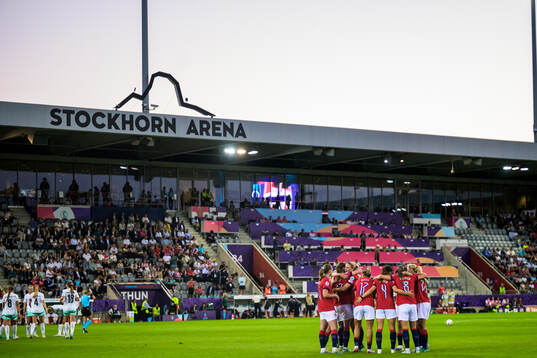 Players of Norway celebrate