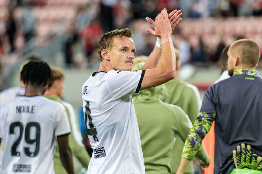 Marius Lode of Häcken celebrates
