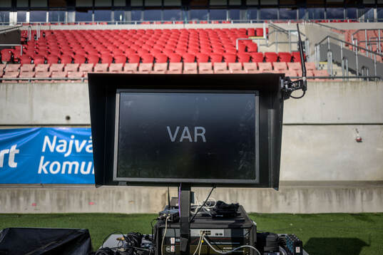 VAR screen