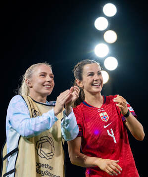 Thea Bjelde and Tuva Hansen of Norway