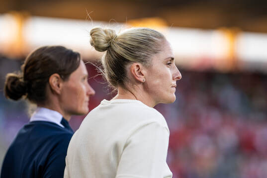 Assistant coach Ingvild Stensland and head coach Gemma