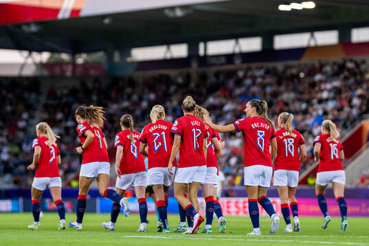 Tuva Hansen, Lisa Naalsund, Celin Bizet Dønnum, Vilde Bøe