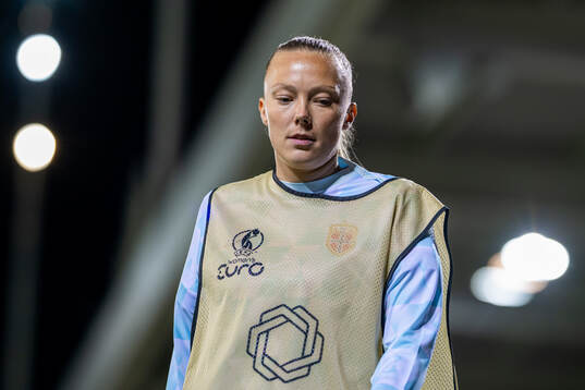 Synne Sofie Kinden Jensen of Norway warms up