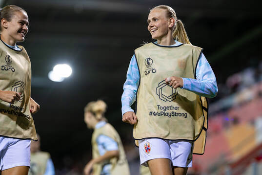Karina Sævik of Norway warms up