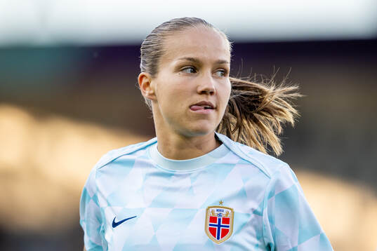 Guro Reiten of Norway warms up