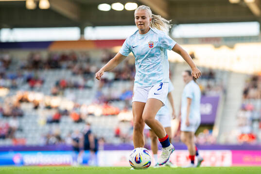 Emilie Woldvik of Norway warms up