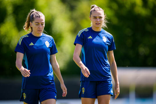 Linda Sembrant and Fridolina Rolfö of the Swedish women's