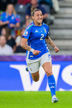 Elisabetta Oliviero of Italy celebrates