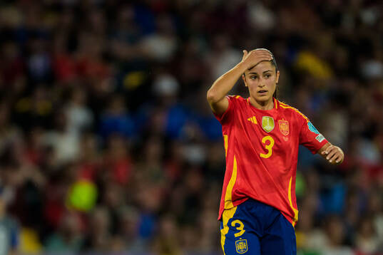 Jana Fernandez of Spain looks dejected