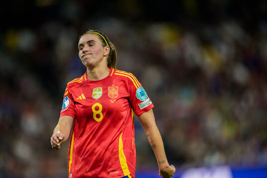 Mariona Caldentey of Spain looks dejected