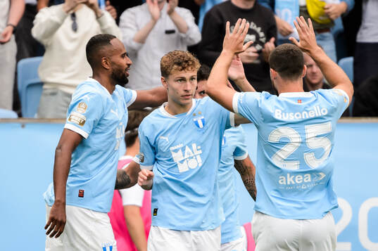 Malmö FFs Isaac Kiese Thelin, Hugo Bolin och Gabriel