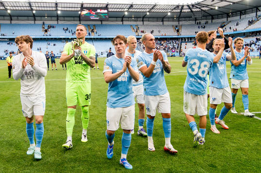 Malmö FFs spelare jublar