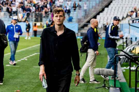IFK Norrköpings tränare Martin Falk deppar