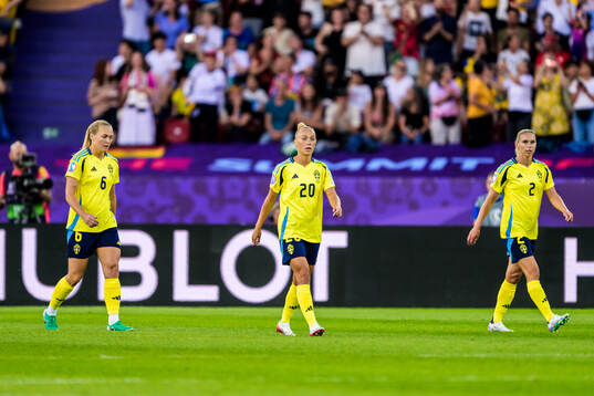 Magdalena Eriksson, Hanna Bennison and Jonna Andersson of