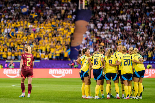 Players of Sweden celebrate