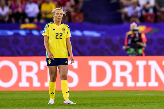 Smilla Holmberg of Sweden