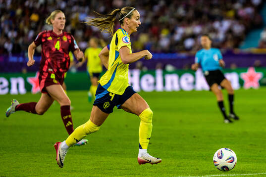 Kosovare Asllani of Sweden