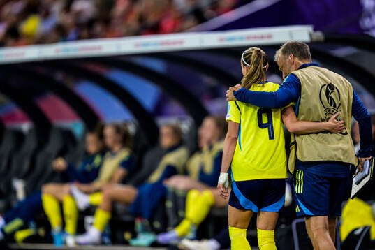Fitness trainer Pontus Ekblom and Kosovare Asllani